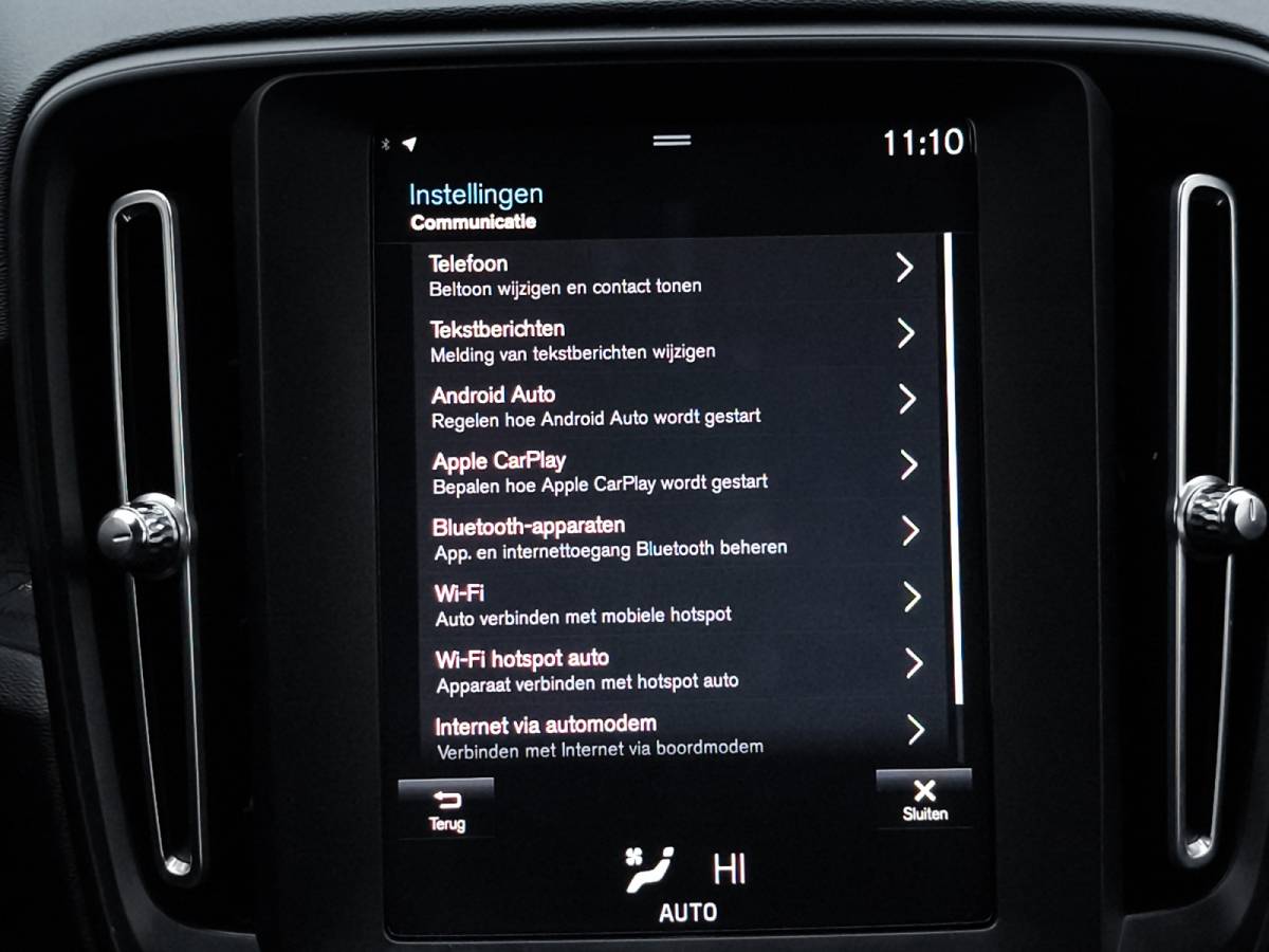 Volvo XC40 Volvo XC40 1.5 T2 Momentum Core 1e-Eig. & Dealer-Onderh. BOVAG-Garantie. NL-Auto.