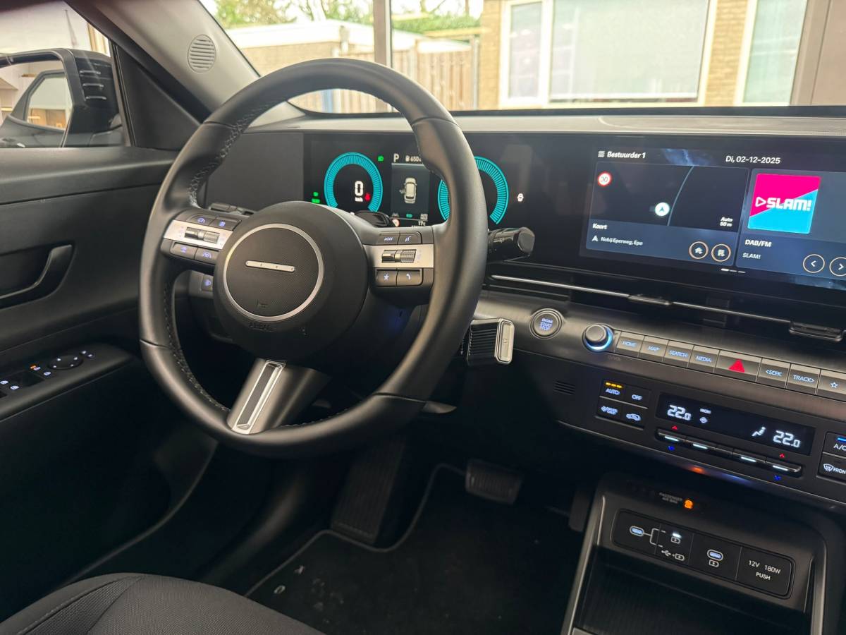 Hyundai Kona Hyundai KONA 1.6 GDI HEV Comfort |Led|Carplay|Camera|Dab|Key Less|