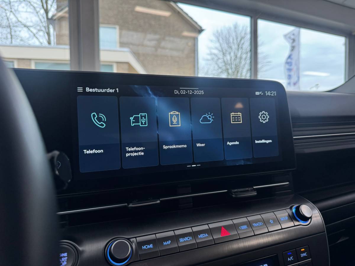 Hyundai Kona Hyundai KONA 1.6 GDI HEV Comfort |Led|Carplay|Camera|Dab|Key Less|