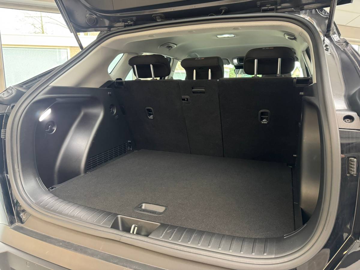 Hyundai Kona Hyundai KONA 1.6 GDI HEV Comfort |Led|Carplay|Camera|Dab|Key Less|