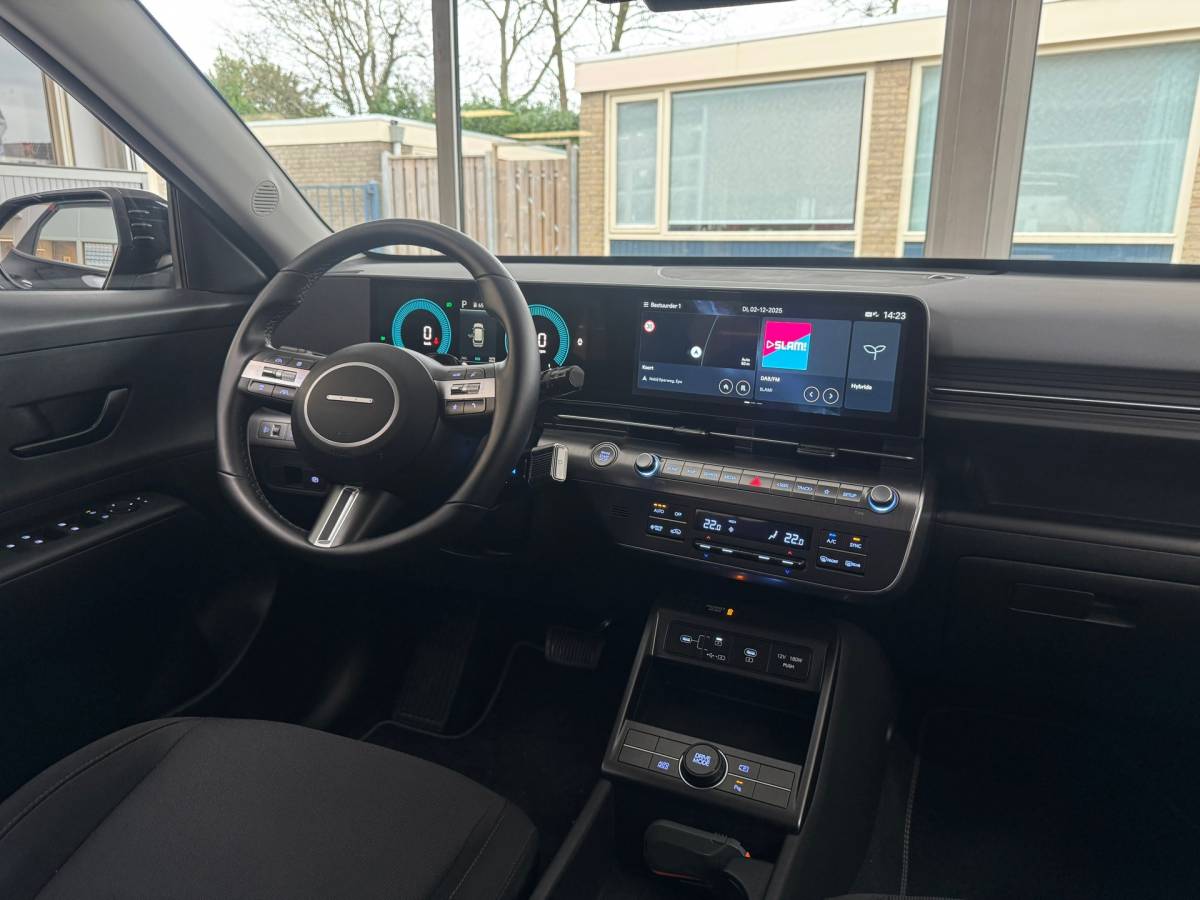 Hyundai Kona Hyundai KONA 1.6 GDI HEV Comfort |Led|Carplay|Camera|Dab|Key Less|
