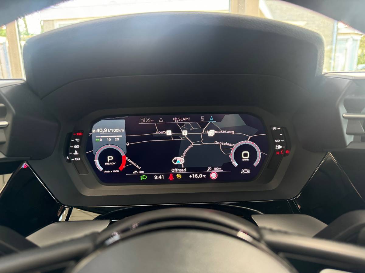 Audi A3 Audi A3 Sportback 35 TFSI Business edition Mild Hybride|Trekhaak afneembaar|Carplay|Navigatie|