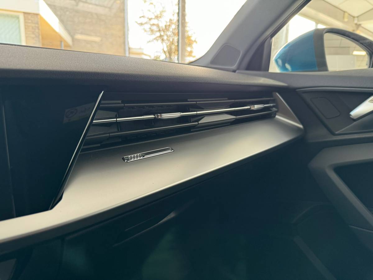 Audi A3 Audi A3 Sportback 35 TFSI Business edition Mild Hybride|Trekhaak afneembaar|Carplay|Navigatie|