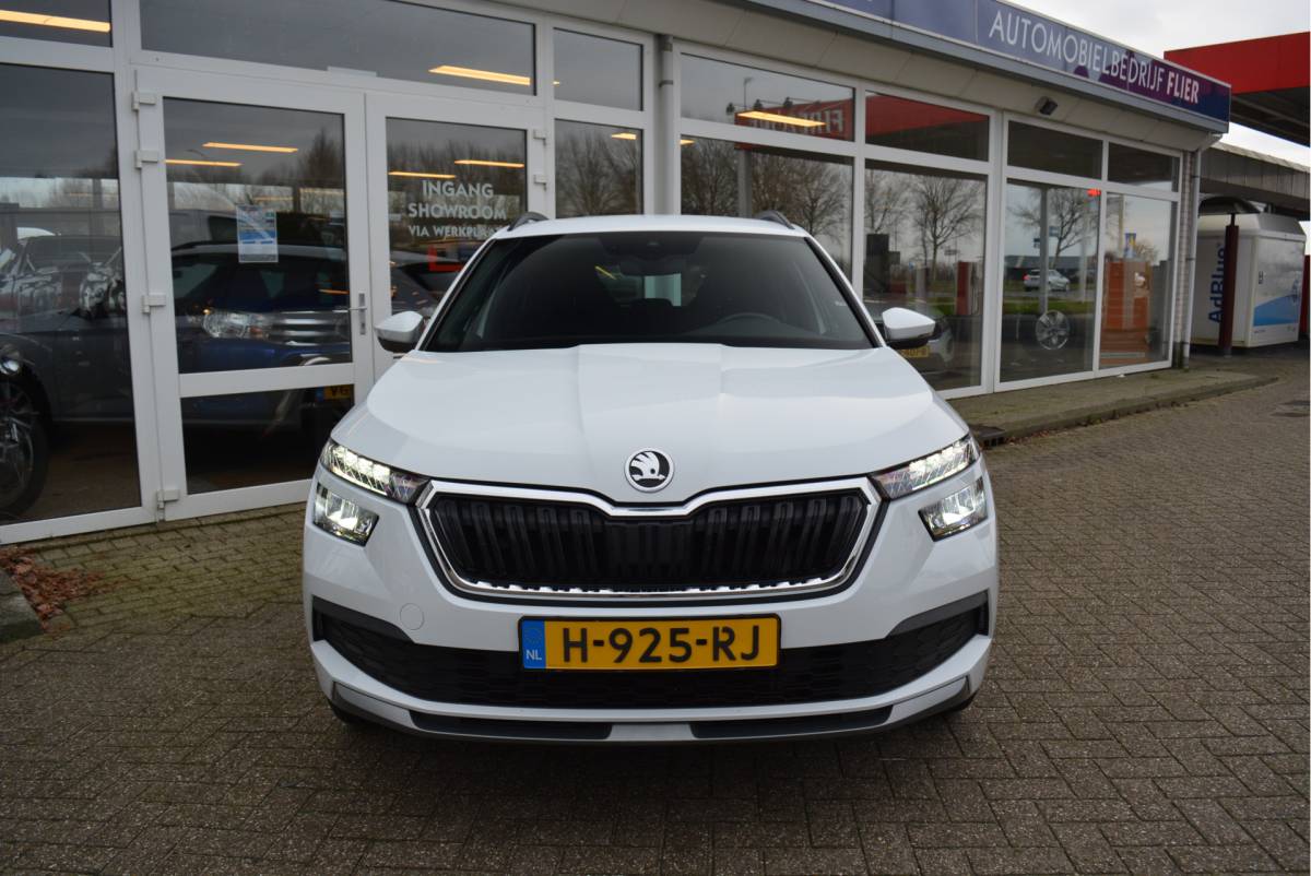 Škoda Kamiq ŠKODA Kamiq 1.0 116PK TSI Sport Business | Stoel VW | CarPlay | PDC | Orig. NL | NAP |