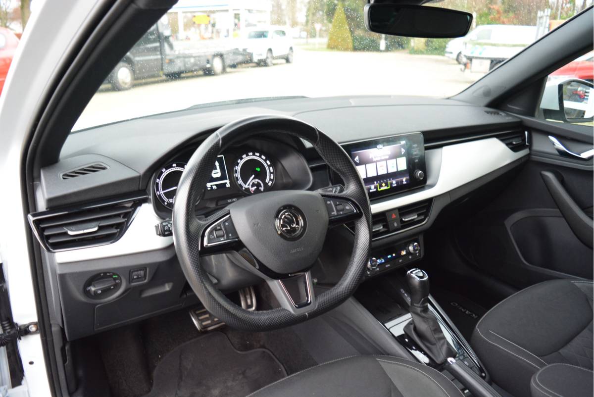 Škoda Kamiq ŠKODA Kamiq 1.0 116PK TSI Sport Business | Stoel VW | CarPlay | PDC | Orig. NL | NAP |