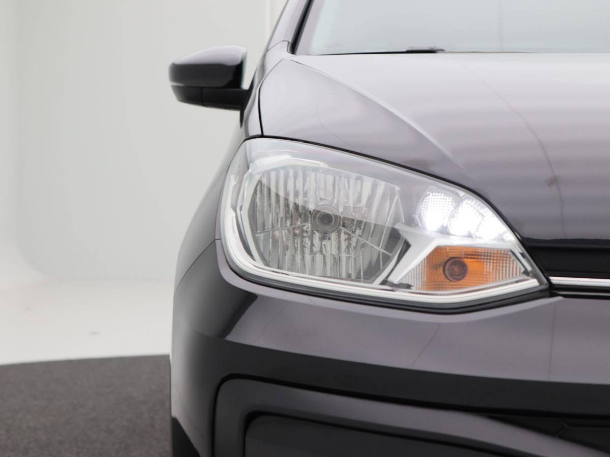 Volkswagen up! Volkswagen Up! 1.0 BMT move up! | Airco | Bluetooth | Elektrische Ramen