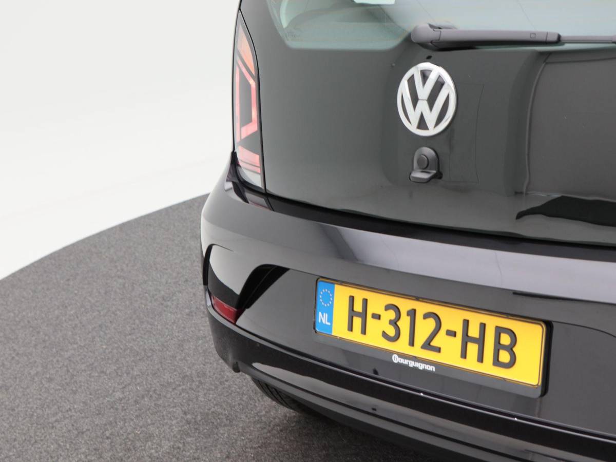 Volkswagen up! Volkswagen Up! 1.0 BMT move up! | Airco | Bluetooth | Elektrische Ramen