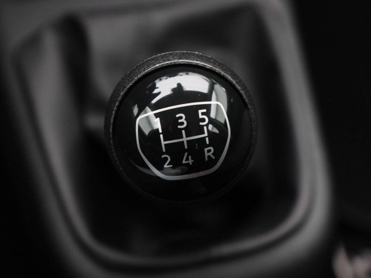 Volkswagen up! Volkswagen Up! 1.0 BMT move up! | Airco | Bluetooth | Elektrische Ramen