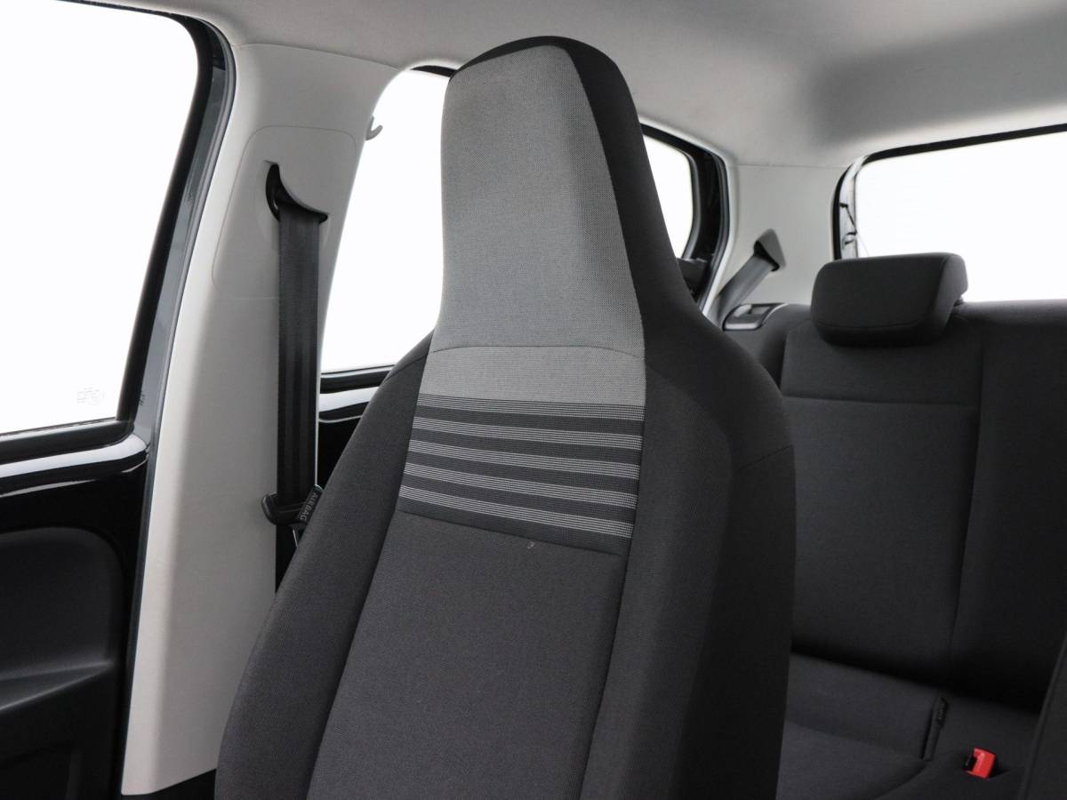 Volkswagen up! Volkswagen Up! 1.0 BMT move up! | Airco | Bluetooth | Elektrische Ramen