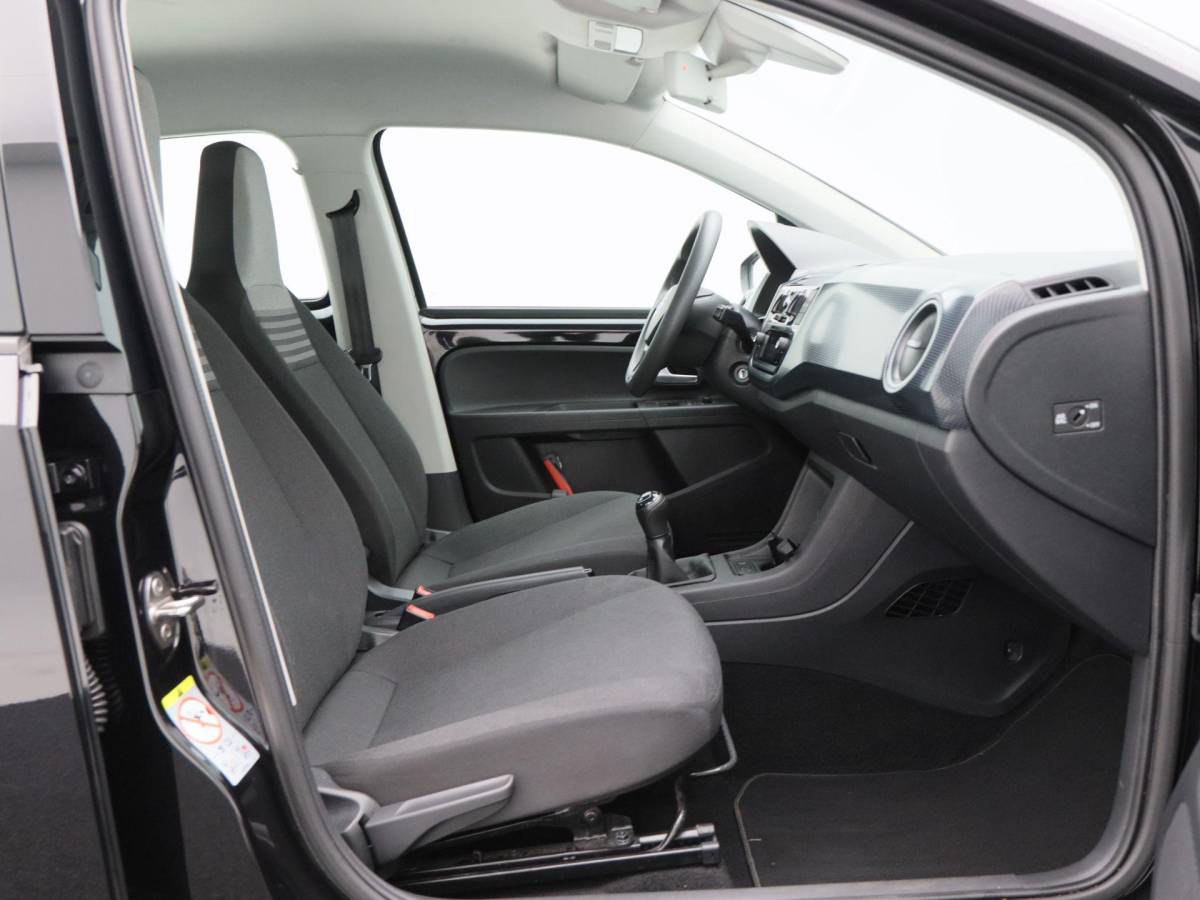 Volkswagen up! Volkswagen Up! 1.0 BMT move up! | Airco | Bluetooth | Elektrische Ramen