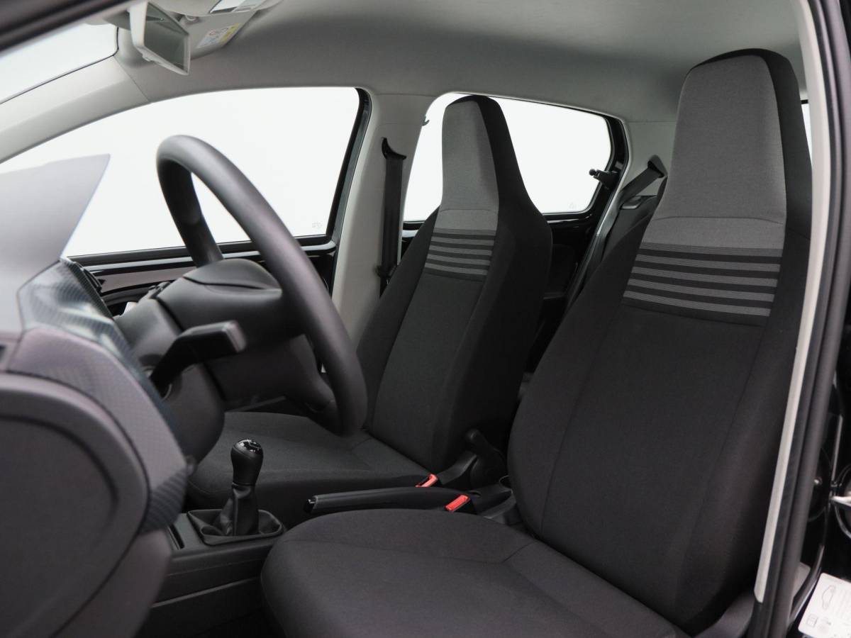 Volkswagen up! Volkswagen Up! 1.0 BMT move up! | Airco | Bluetooth | Elektrische Ramen