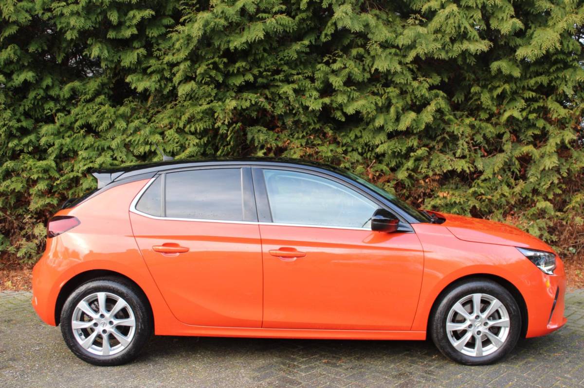 Opel Corsa Opel Corsa 1.2 Elegance 100PK Automaat | Airco | Lichtmetalen velgen | Airco