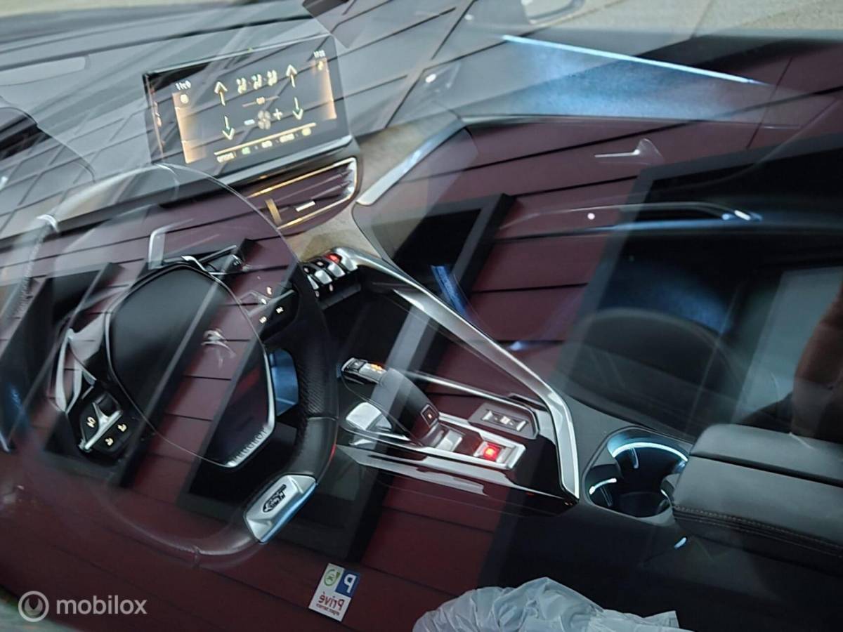 Peugeot 3008 Peugeot 3008 GT Automaat – Panoramadak |Keyless |6M Garantie