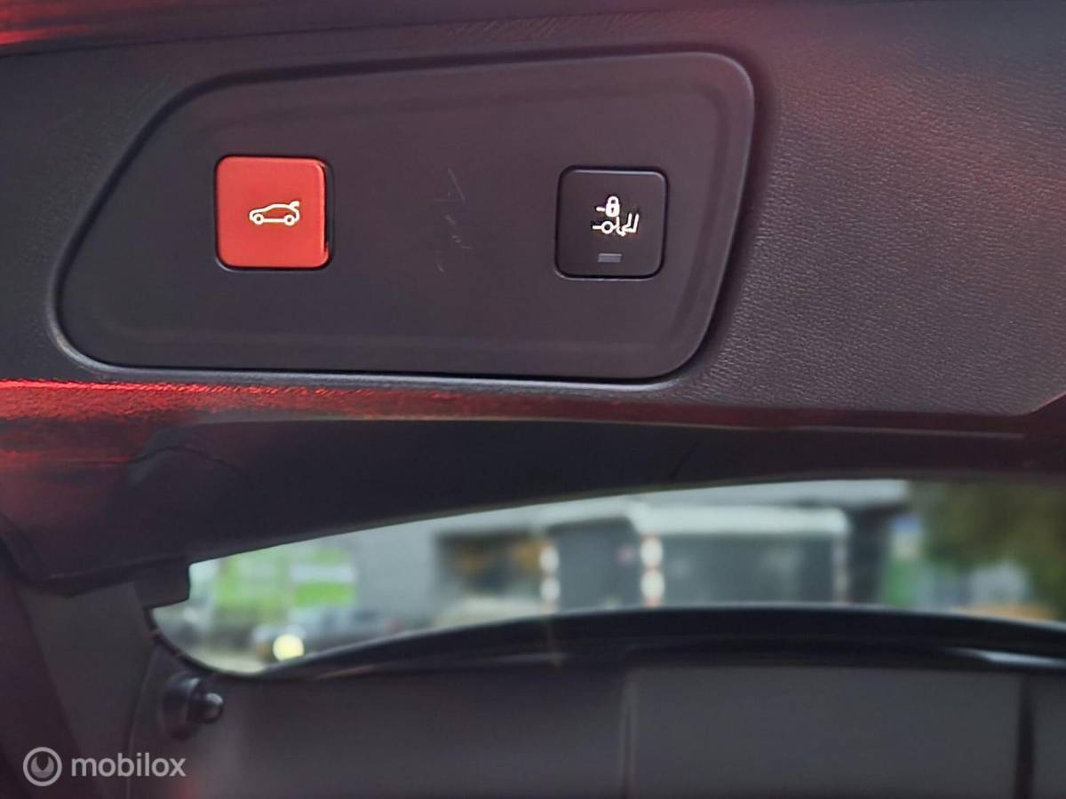 Peugeot 3008 Peugeot 3008 GT Automaat – Panoramadak |Keyless |6M Garantie