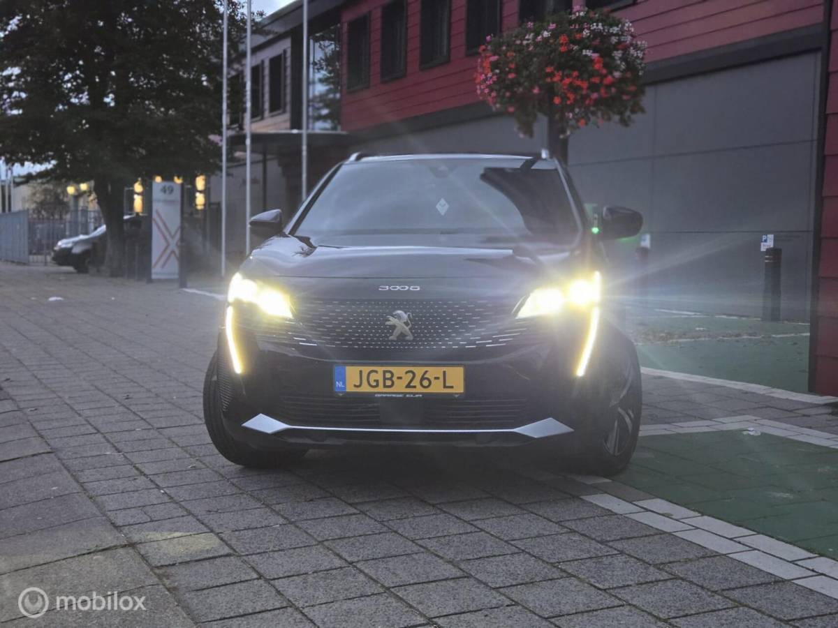 Peugeot 3008 Peugeot 3008 GT Automaat – Panoramadak |Keyless |6M Garantie