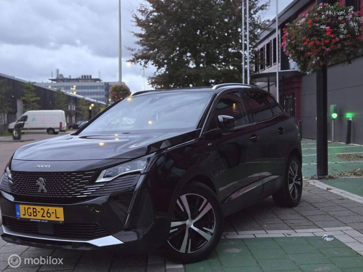 Peugeot 3008 Peugeot 3008 GT Automaat – Panoramadak |Keyless |6M Garantie