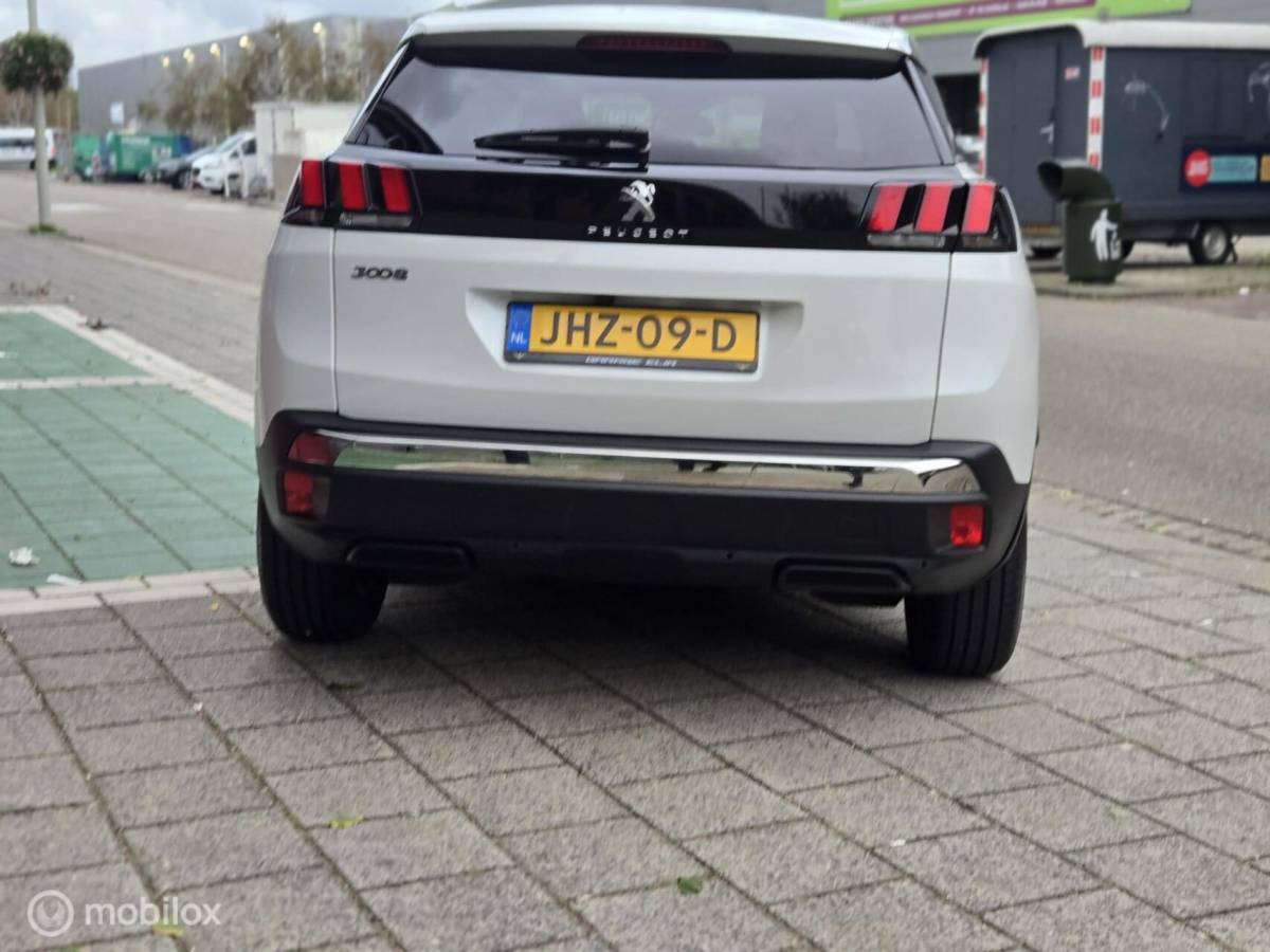 Peugeot 3008 Peugeot 3008 Aut.| LED | Navi | Camera | PDC | 6M Garantie