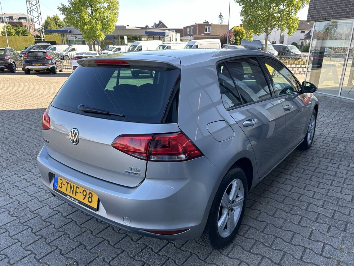 Volkswagen Golf VOLKSWAGEN Golf 1.2 TSI 105pk BMT 5-drs Highline