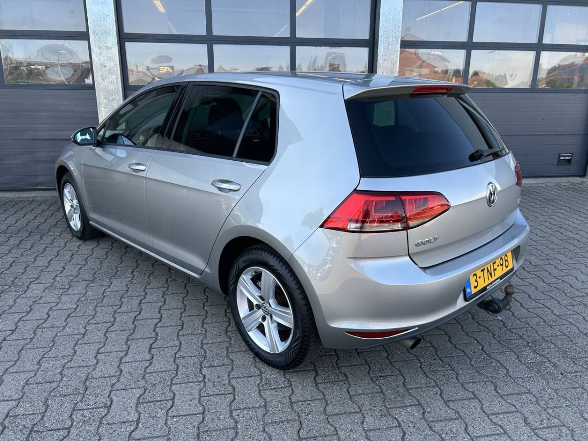 Volkswagen Golf VOLKSWAGEN Golf 1.2 TSI 105pk BMT 5-drs Highline