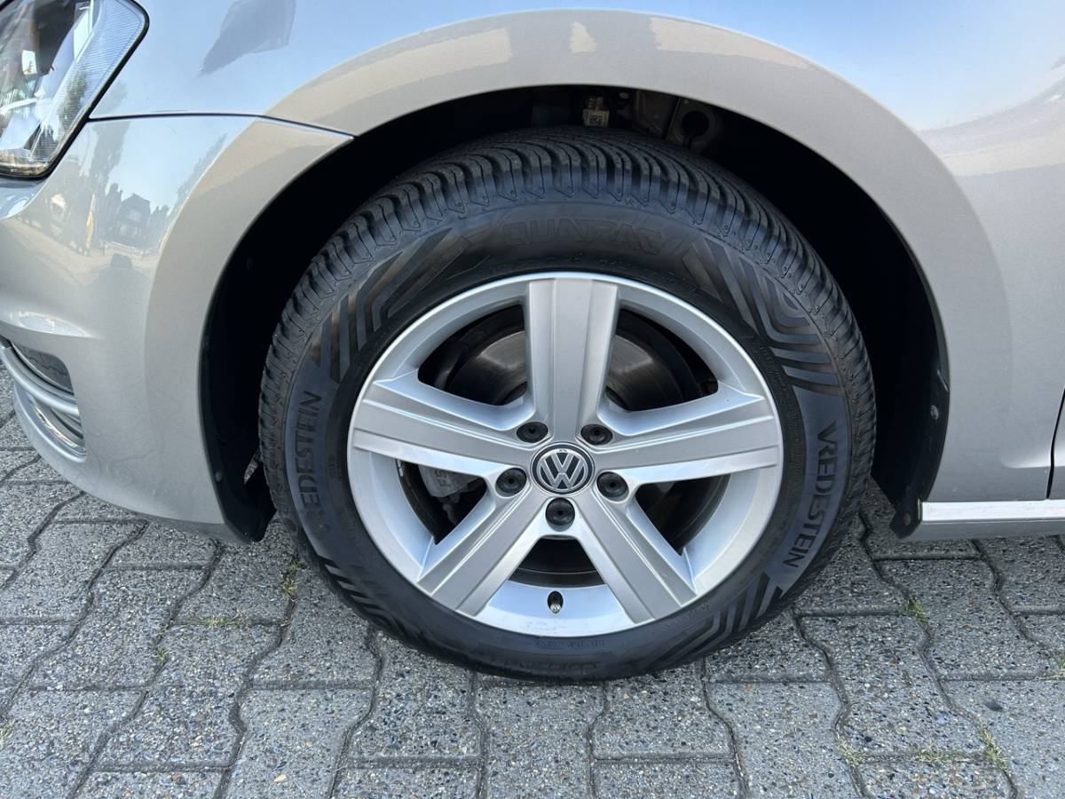 Volkswagen Golf VOLKSWAGEN Golf 1.2 TSI 105pk BMT 5-drs Highline
