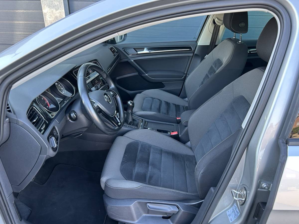 Volkswagen Golf VOLKSWAGEN Golf 1.2 TSI 105pk BMT 5-drs Highline