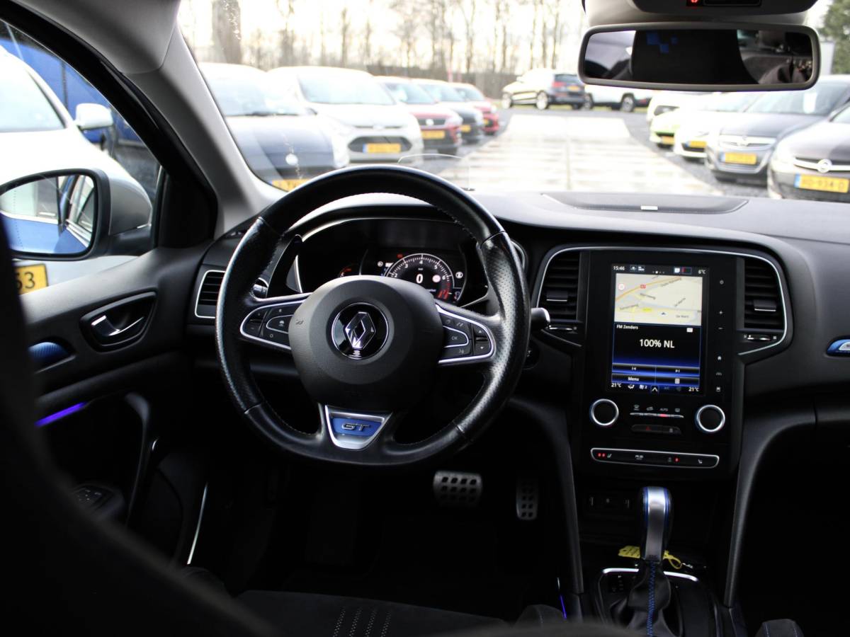Renault Mégane Estate Renault Mégane Estate 1.6 TCe GT HUD LED 4 Control Pano