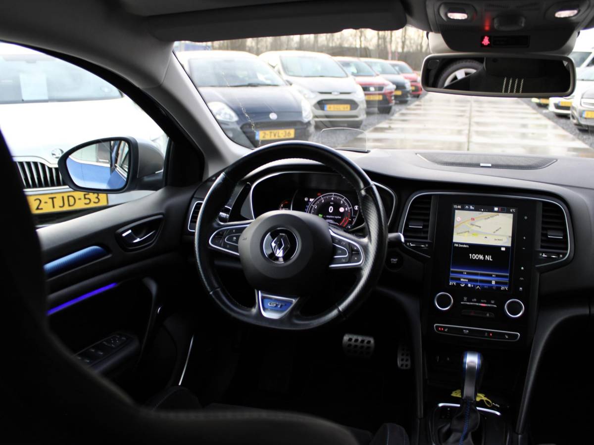 Renault Mégane Estate Renault Mégane Estate 1.6 TCe GT HUD LED 4 Control Pano