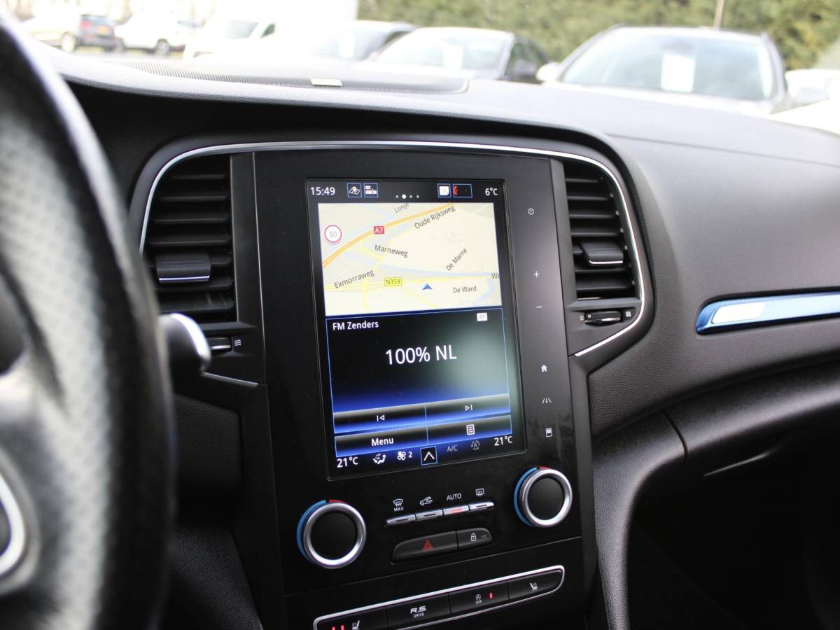 Renault Mégane Estate Renault Mégane Estate 1.6 TCe GT HUD LED 4 Control Pano