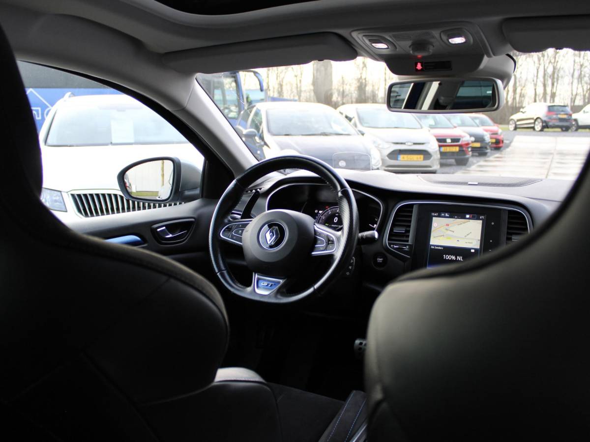 Renault Mégane Estate Renault Mégane Estate 1.6 TCe GT HUD LED 4 Control Pano