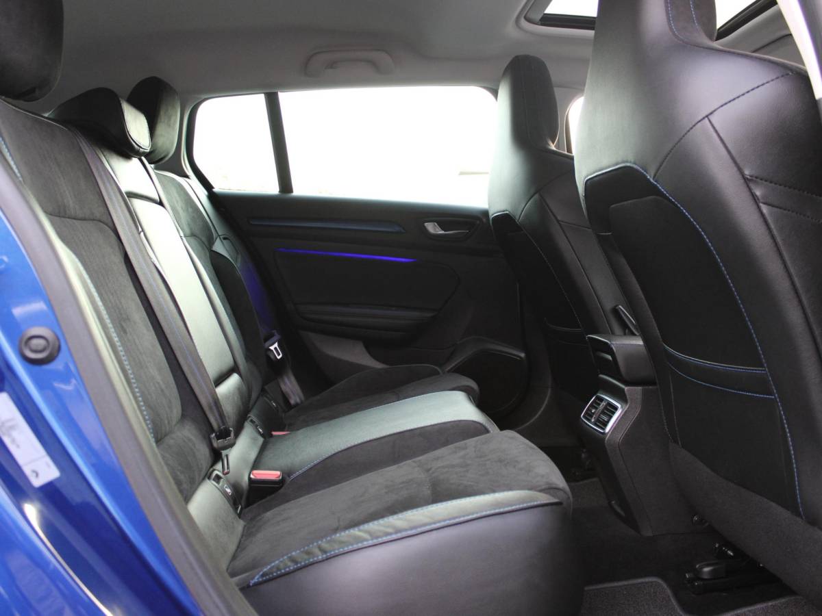 Renault Mégane Estate Renault Mégane Estate 1.6 TCe GT HUD LED 4 Control Pano