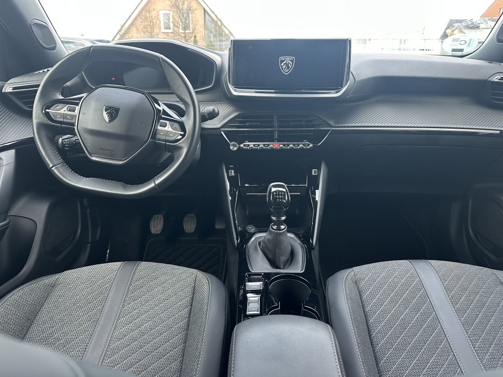 Peugeot 2008 Peugeot 2008 1.2 Allure | Parkeersensoren voor & achter |