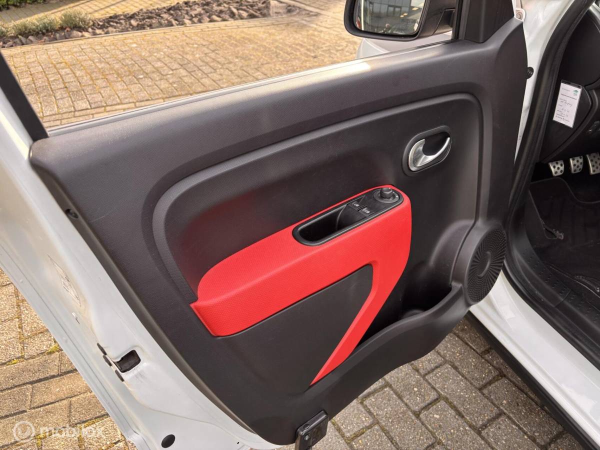 Renault Twingo Renault Twingo 0.9 TCe GT Line 90pk Camera Navi Subwoofer