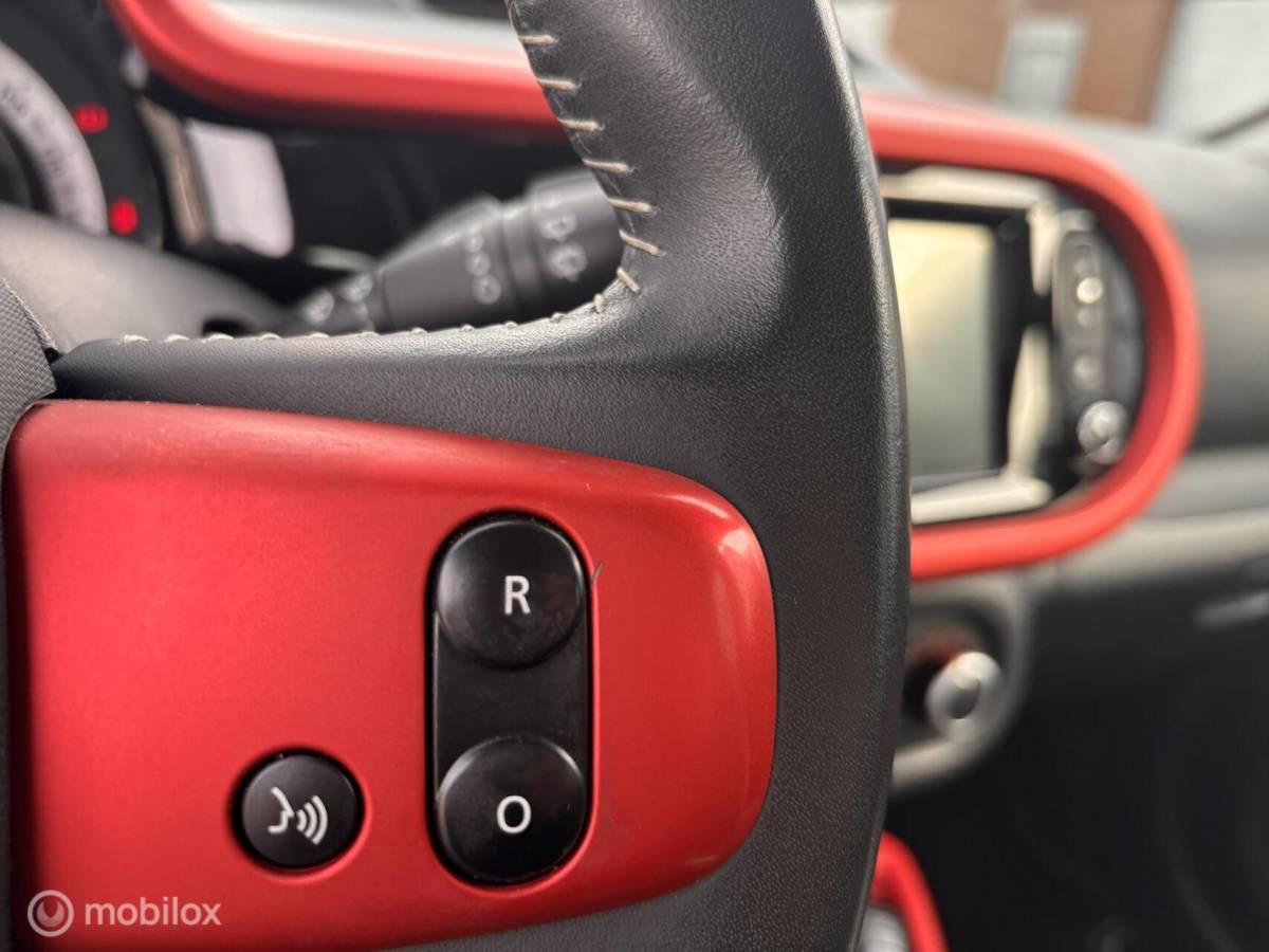 Renault Twingo Renault Twingo 0.9 TCe GT Line 90pk Camera Navi Subwoofer