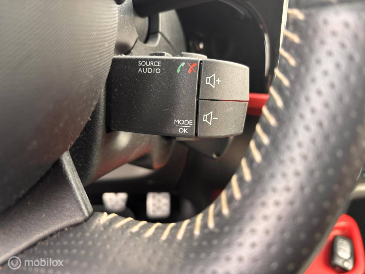 Renault Twingo Renault Twingo 0.9 TCe GT Line 90pk Camera Navi Subwoofer