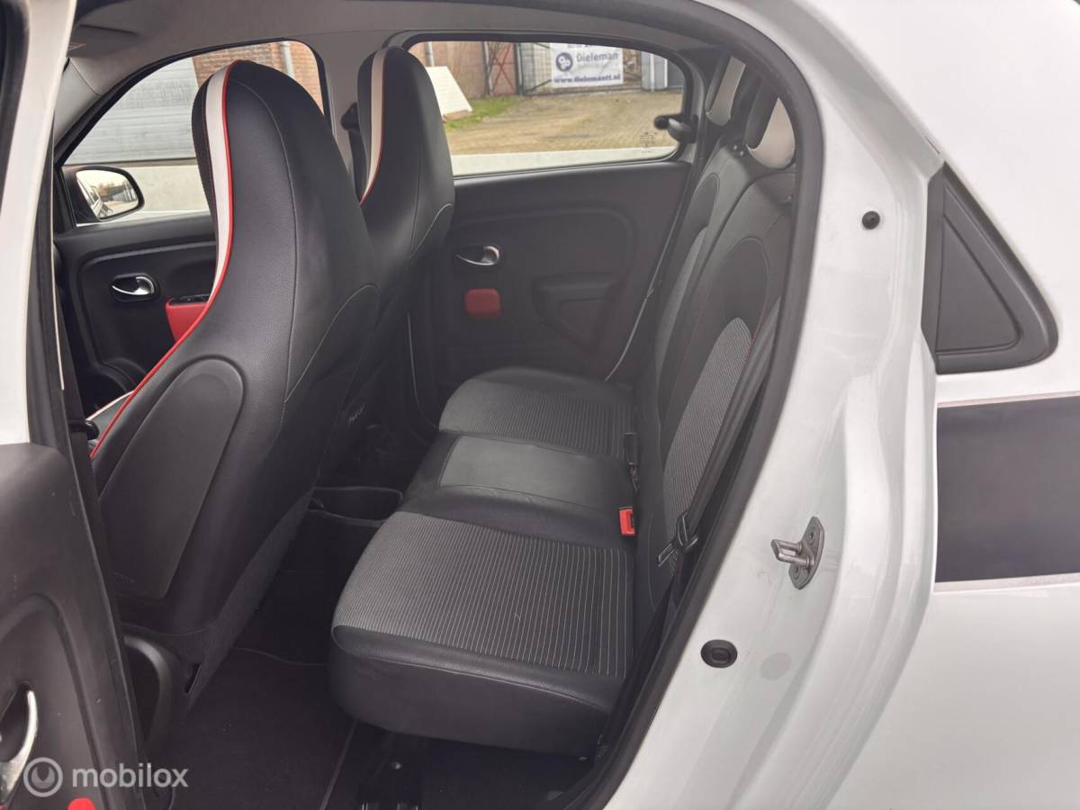 Renault Twingo Renault Twingo 0.9 TCe GT Line 90pk Camera Navi Subwoofer