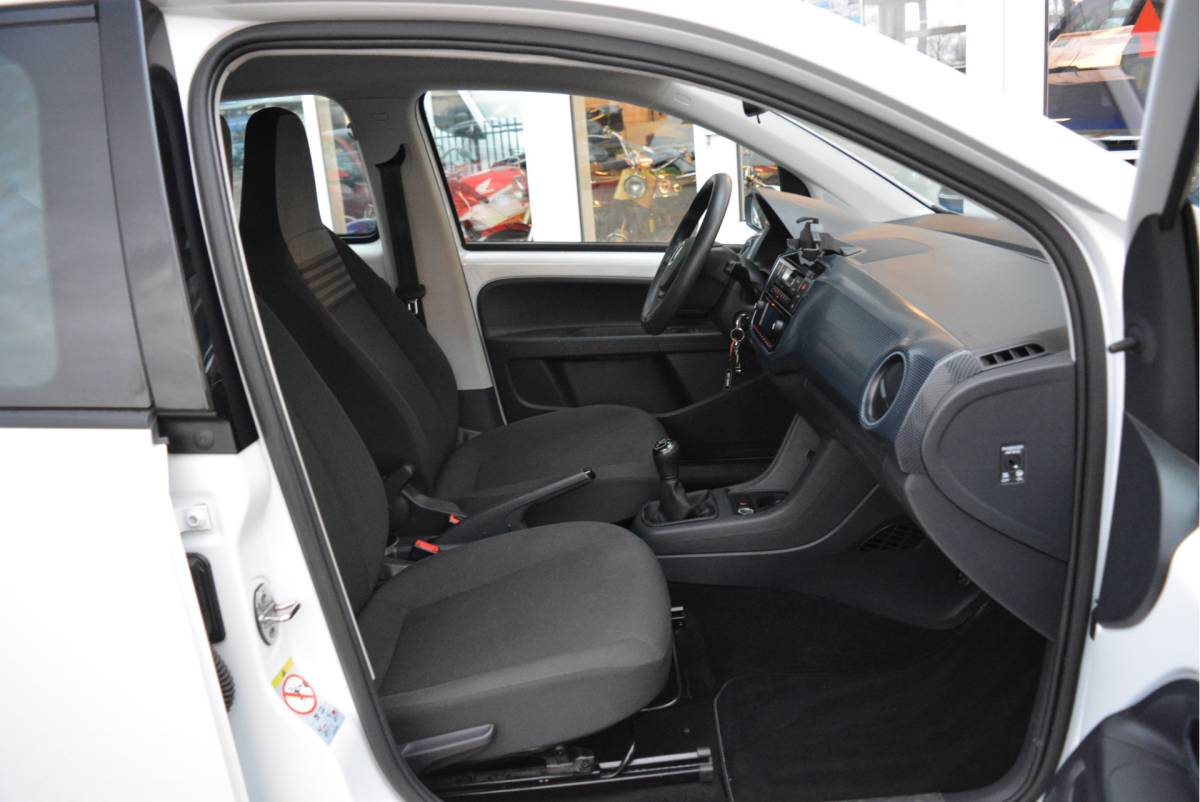 Volkswagen up! Volkswagen Up! 1.0 66PK Move Up! | Clima | Cruise | Camera | PDC |