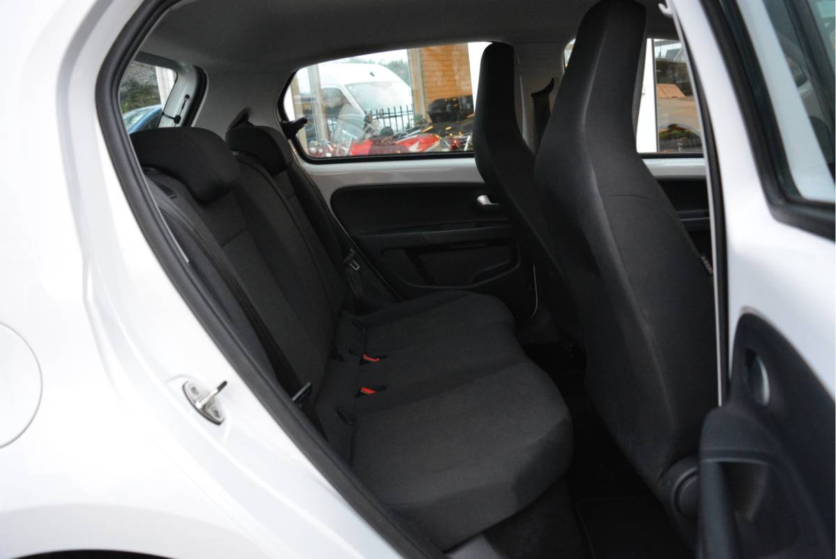 Volkswagen up! Volkswagen Up! 1.0 66PK Move Up! | Clima | Cruise | Camera | PDC |