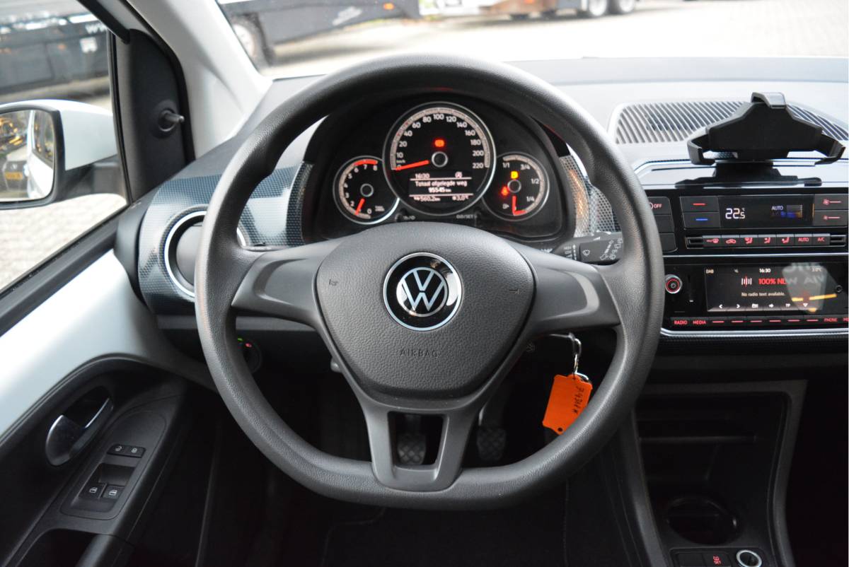 Volkswagen up! Volkswagen Up! 1.0 66PK Move Up! | Clima | Cruise | Camera | PDC |