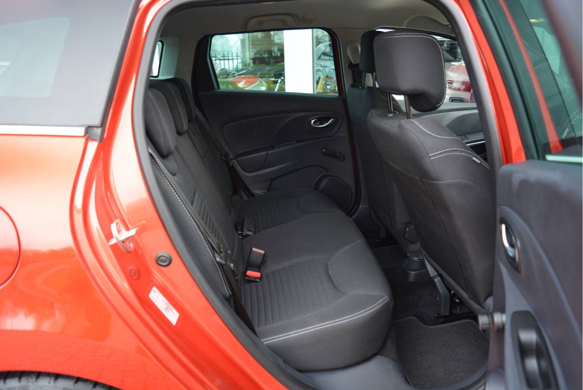 Renault Clio Renault Clio Estate 0.9 TCe Limited | Cruise | PDC | Orig. NL | NAP |