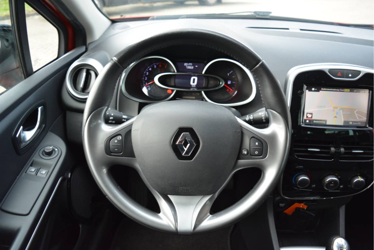 Renault Clio Renault Clio Estate 0.9 TCe Limited | Cruise | PDC | Orig. NL | NAP |
