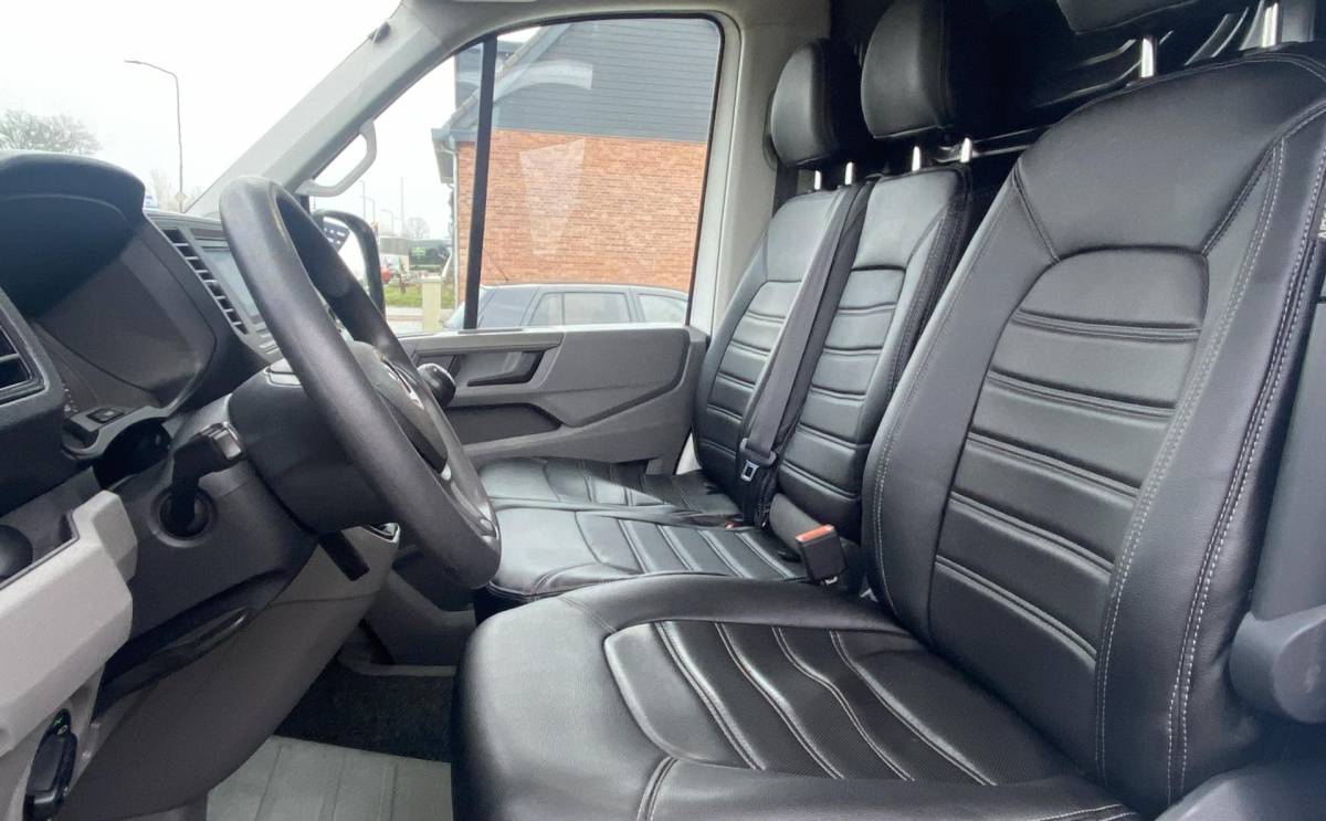Volkswagen Crafter Volkswagen Crafter 35 2.0 TDI L3H3 Comfortline, Cam, Cruise, Trekhaak, Imperiaal, NAP
