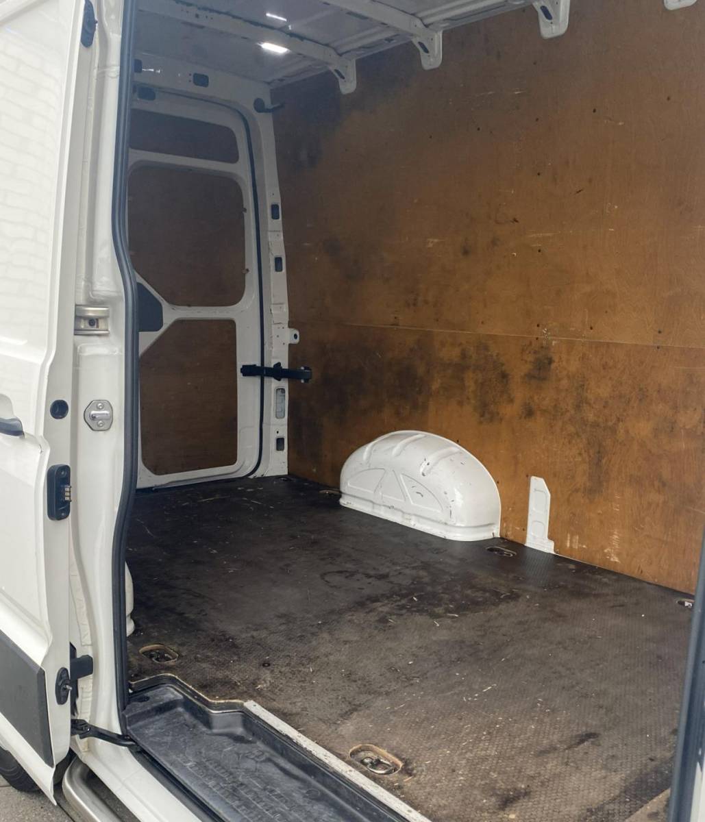 Volkswagen Crafter Volkswagen Crafter 35 2.0 TDI L3H3 Comfortline, Cam, Cruise, Trekhaak, Imperiaal, NAP