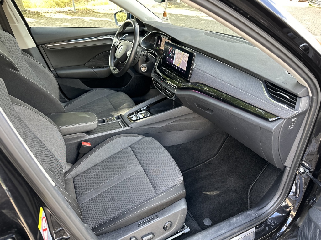 Škoda Octavia Skoda Octavia Combi 1.4 TSI iV Rijk Uitgerust*Digital Dashboard*Full LED*Memory*Stoe