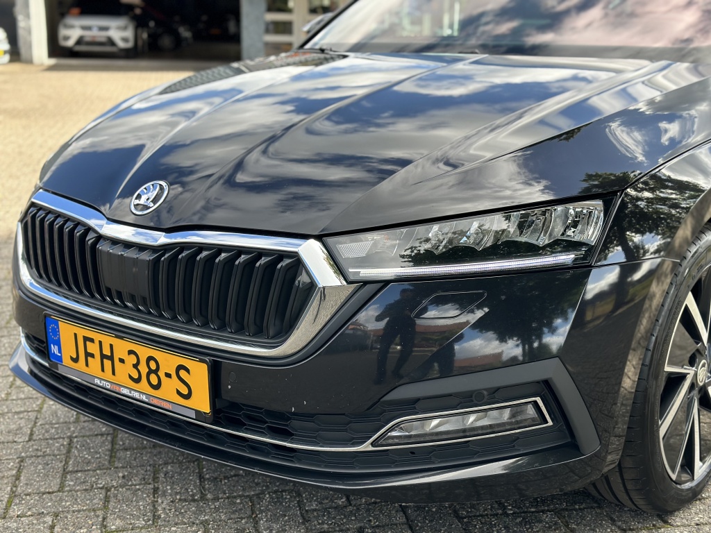 Škoda Octavia Skoda Octavia Combi 1.4 TSI iV Rijk Uitgerust*Digital Dashboard*Full LED*Memory*Stoe