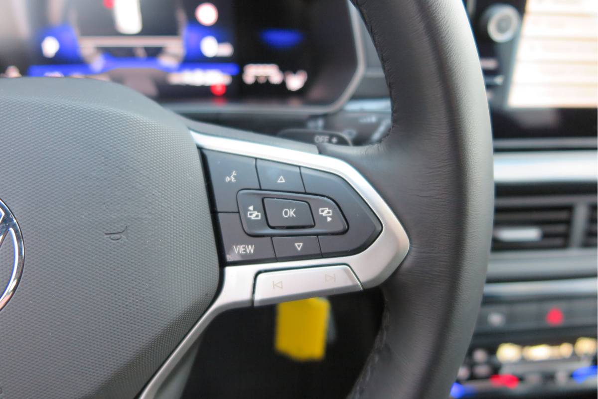 Volkswagen T-Cross Volkswagen T-Cross 1.0 TSI 116pk DSG R-Line, Virtual cockpit, Camera , Stoelverwarming, Navigatie , Led, LMV etc. (fabrieksgarantie t/m 01-2027)
