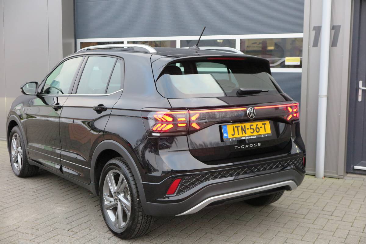 Volkswagen T-Cross Volkswagen T-Cross 1.0 TSI 116pk DSG R-Line, Virtual cockpit, Camera , Stoelverwarming, Navigatie , Led, LMV etc. (fabrieksgarantie t/m 01-2027)
