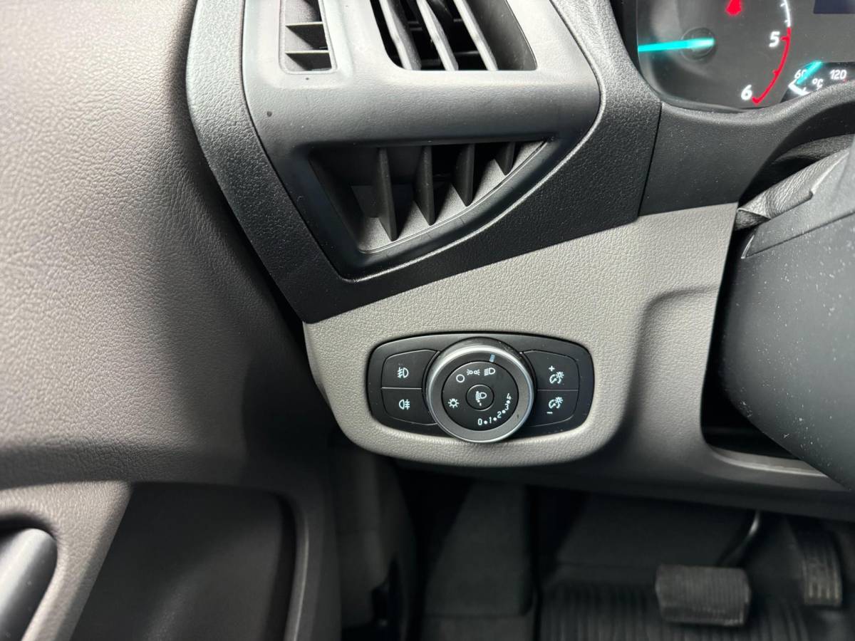 Ford Transit Connect Ford Transit Connect 1.5 EcoBlue L1 Trend Automaat **NIEUWSTAAT**