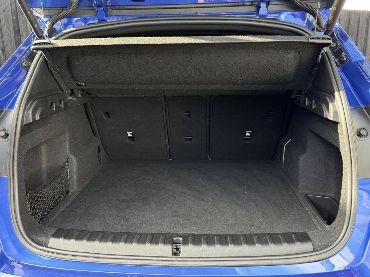 BMW X1 BMW X1 sDrive18i M-Sport| Leer| Trekhaak| Shadow| Keyless|