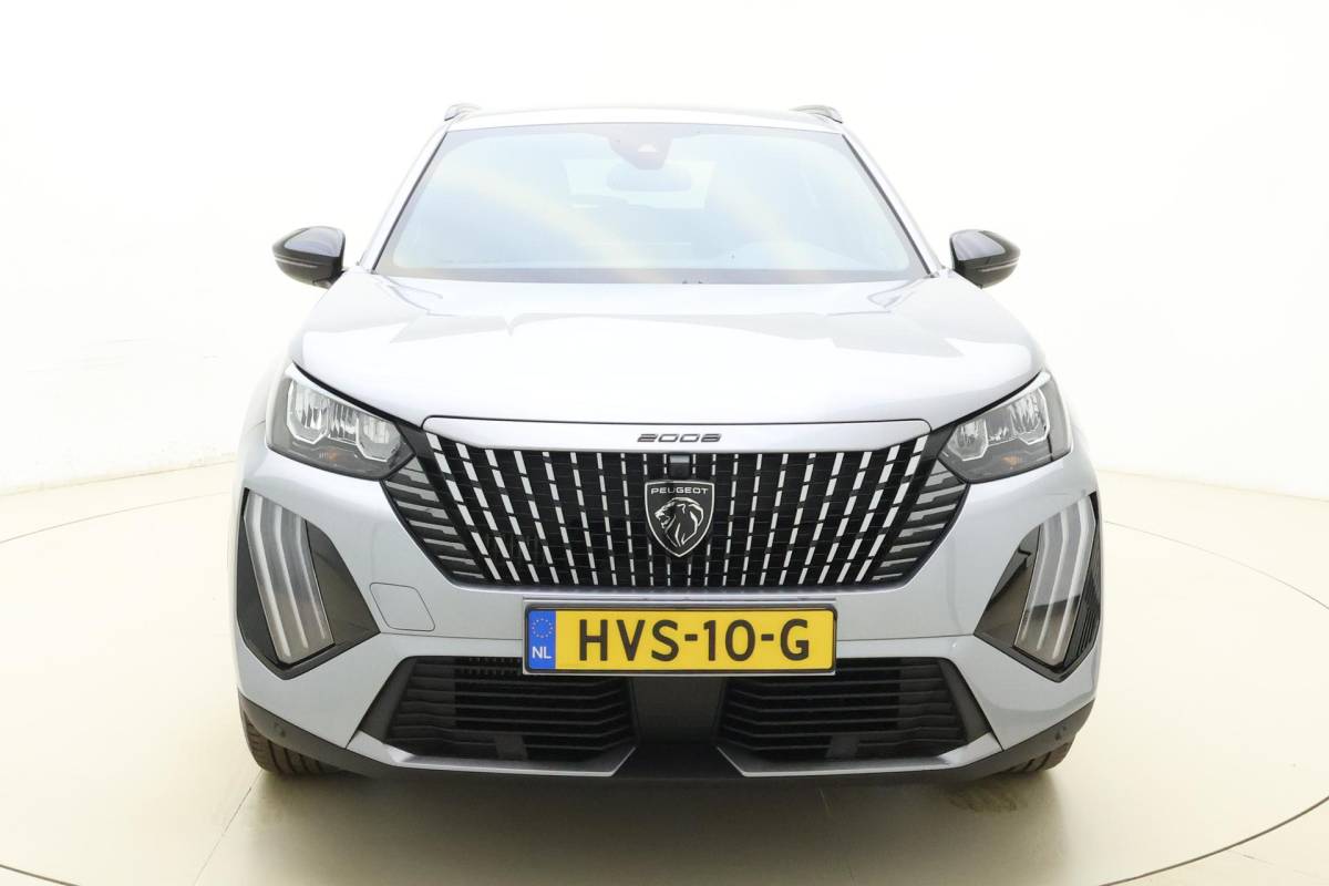 Peugeot 2008 Peugeot 2008 1.2 Hybrid 136 Allure | Achteruitrijcamera | Cruise control | keyless entry | Navigatie | Extra getint |
