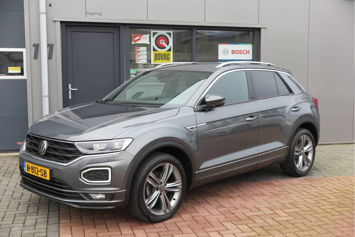 Volkswagen T-Roc Volkswagen T-Roc 1.5 TSI 150pk DSG  Business R-Line Sport Led, Camera , PDC , Virtual cockpit, Navi , Carplay, DAB+ Electr. achterklep